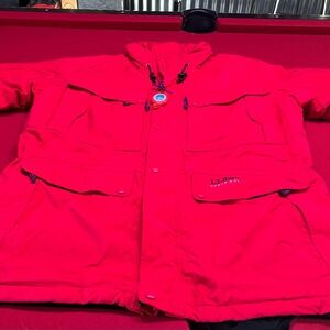 L.L. Bean Mens Tall Bright Red Puffer Coat ❄️☃️